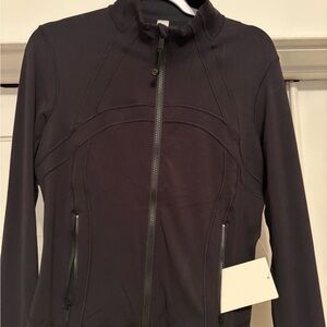 Lululemon Define cropped in black